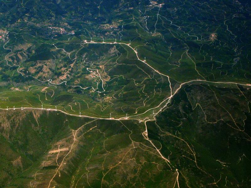 黑镜折射<br>ljvwvuu.cn 科技伦理审判